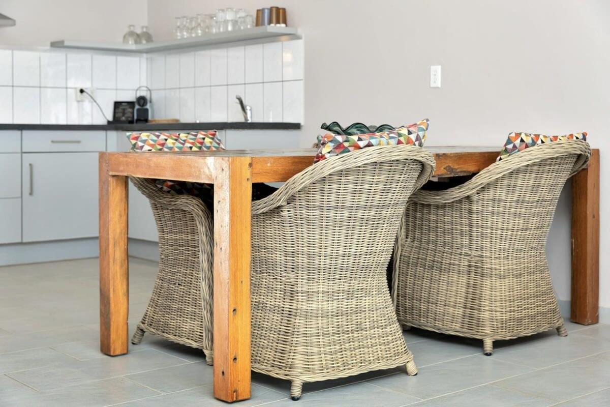 Belmar Oceanfront Apartment 14 Divers Paradise Kralendijk na wyspie Bonaire Zewnętrze zdjęcie